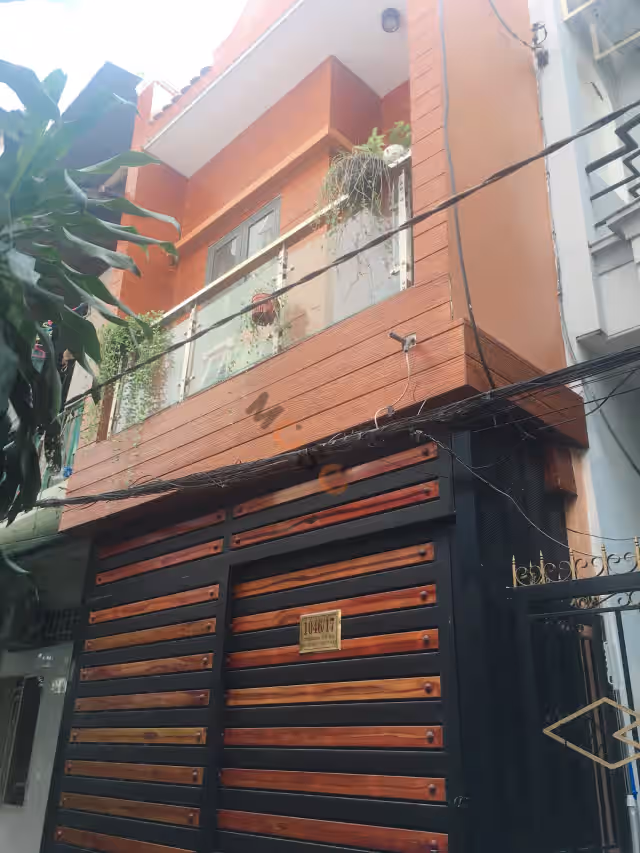 Bán nhà hẻm Trường Sa Quận 3, TP.HCM – 3 phòng ngủ, giá 7.8 tỷ Bán nhà hẻm Trường Sa Quận 3, TP.HCM – 3 phòng ngủ, giá 7.8 tỷ